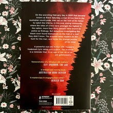 Load image into Gallery viewer, Chloe Hooper - The Arsonist

