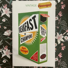 Load image into Gallery viewer, Kurt Vonnegut - Breakfast of Champions
