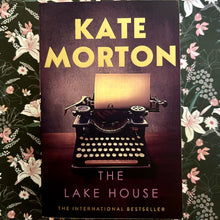 Load image into Gallery viewer, Kate Morton - The Lake House
