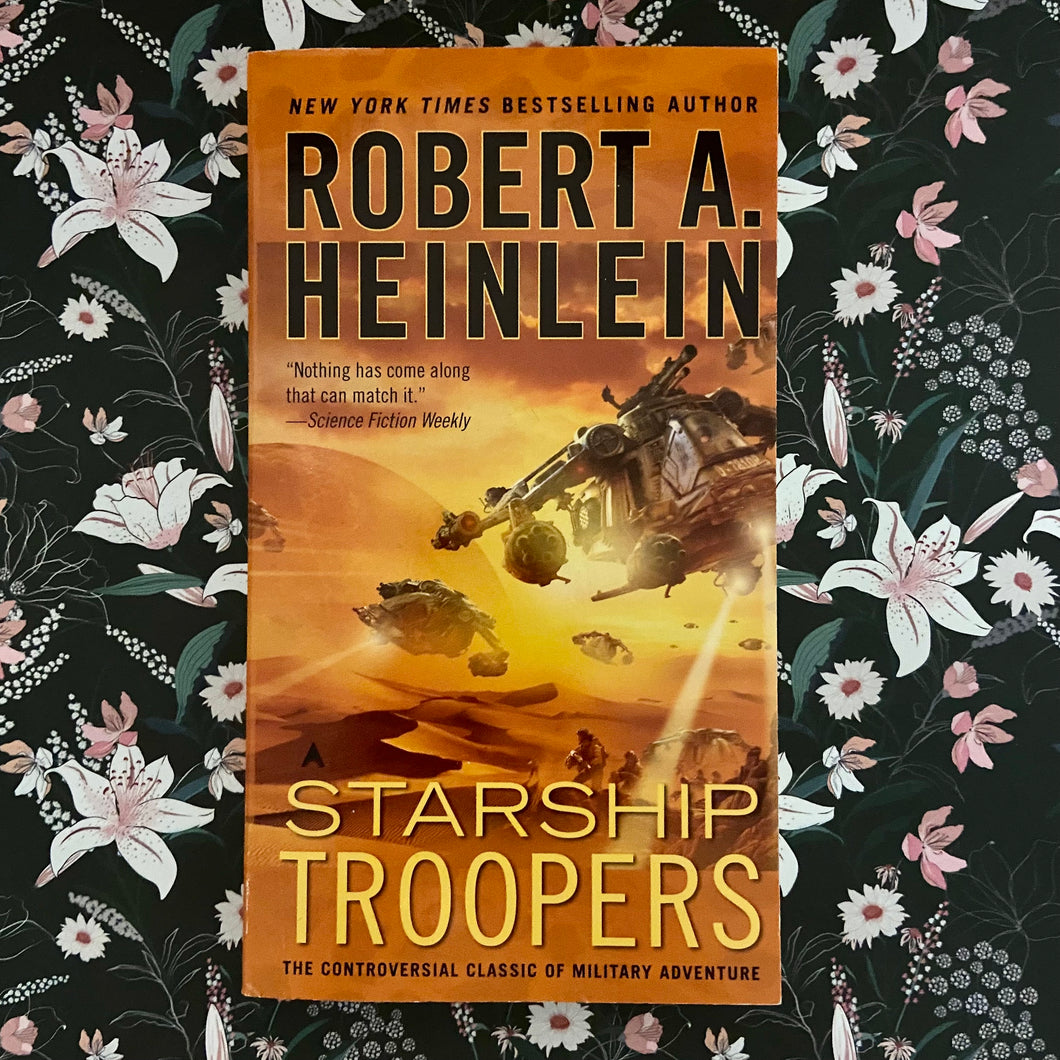 Robert A. Heinlein - Starship Troopers