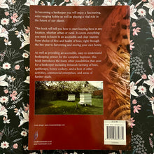 Load image into Gallery viewer, David Cramp - Beekeeping: A Beginner&#39;s Guide
