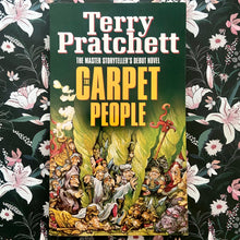 Load image into Gallery viewer, Terry Pratchett - The Carpet People
